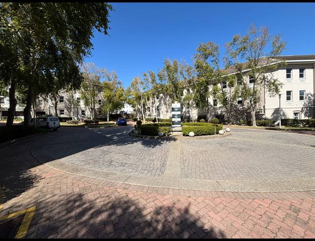 395M² OFFICE TO LET IN TYGER VALLEY